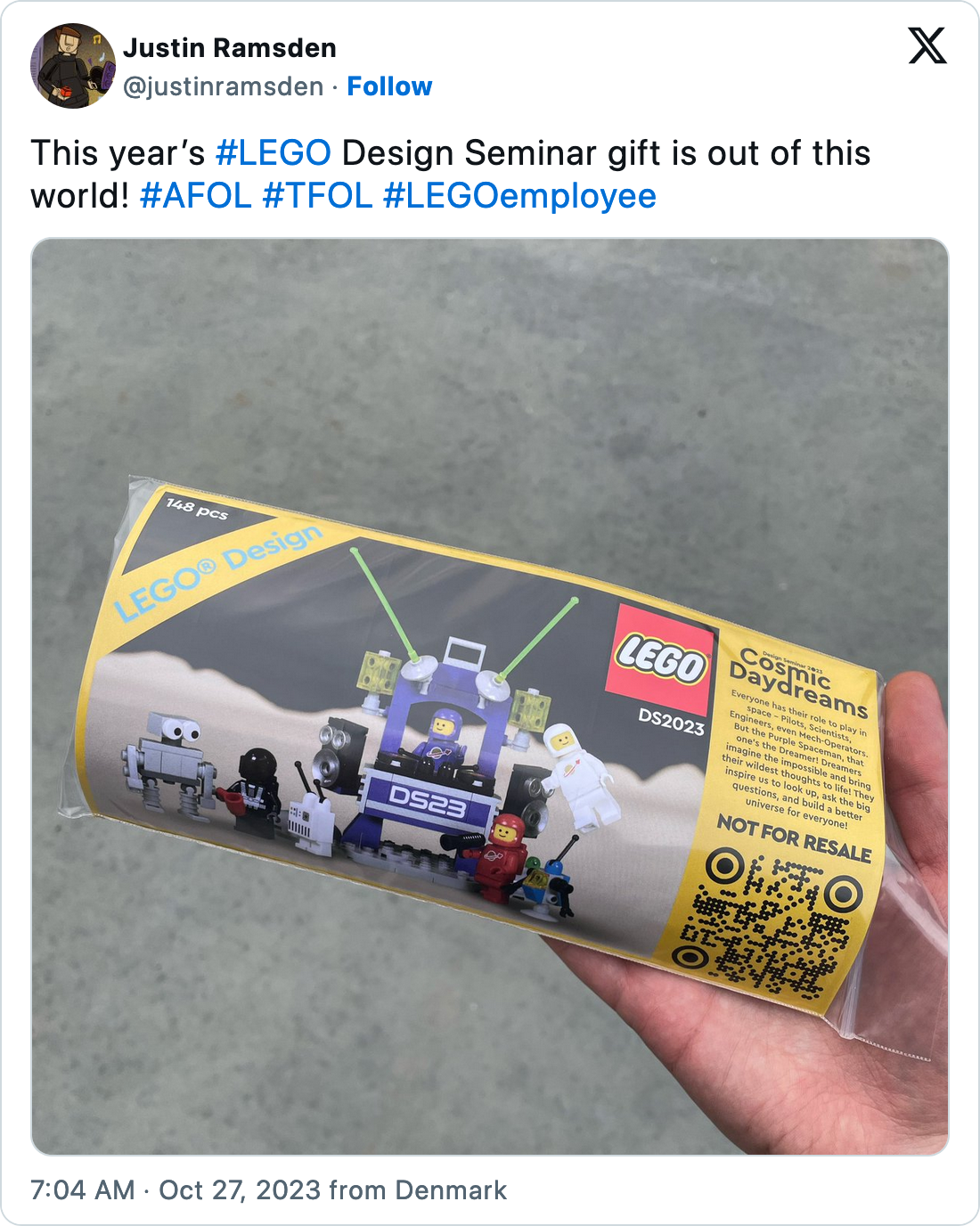 [Tweet](https://twitter.com/justinramsden/status/1717905071881499043) revealing Lego DS2023 Cosmic Daydreams to the public